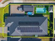 Immaculate 5 Bedroom Family Entertainer with Pool, Spa &...