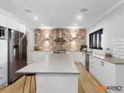 IMMACULATE 5 BEDROOM FAMILY HOME