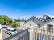 Immaculate City Apartment