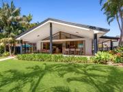 Immaculate Diggers Beach Sanctuary Coastal Perfection... Immaculate Diggers Beach Sanctuary Coastal Perfection...