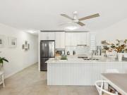 Immaculate three bedroom apartment, prime location