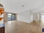 IMMACULATELY PRESENTED 4 BEDROOM HOME FOR RENT CLOSE TO...