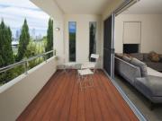 IMMENSE T4 avec GRANDE TERRASSE DE 20 m2 ! Pied TRAMWAY...