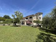 Immergetevi in un'oasi di pace e bellezza, dove la...