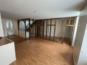 Immeuble 2 appartements T3/T4 + 1 commerce
