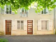 Immeuble à rénover au cur de Méréville Idéal...