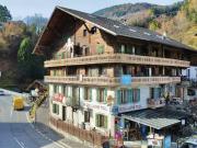 Immeuble avec rendement de 4.9%