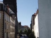 Immeuble de 4 appartements et un local plateau central