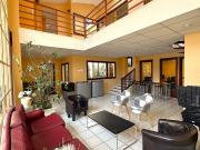 Immeuble de 9 bureaux, potentiel 4500 € par mois, situé...