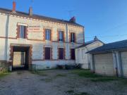 Immeuble de rapport: 4 appartements  10 garages