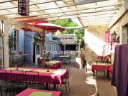 Immeuble de rapport sur 3 niveaux avec 7 chambres 33230