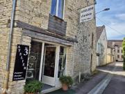 Immeuble en vente à Essoyes, Grand Est, 69500€