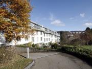 Immeuble résidentiel moderne dans un emplacement...