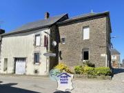 Immeuble/ancien bar restaurant