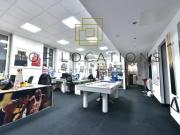 Immobile di 250 m con più di 5 locali in affitto a Milano