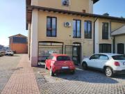 Immobile di 720 m con 2 locali in vendita a Brescia