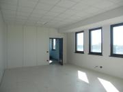 Immobile di 815 m con 1 locale in affitto a Rho