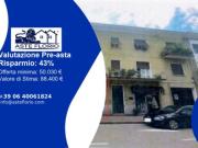 Immobile in asta di 101 m in vendita a Novara