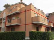 Immobile in asta di 102 m, box auto in vendita a...