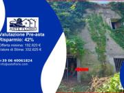 Immobile in asta di 1030 m con più di 5 locali in...