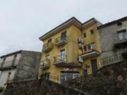 Immobile in asta di 108 m con più di 5 locali in vendita...