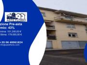 Immobile in asta di 109 m, box auto in vendita a...