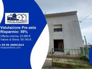 Immobile in asta di 117 m, box auto in vendita a...