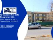 Immobile in asta di 127 m, box auto in vendita a Porto...