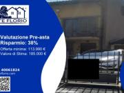 Immobile in asta di 138 m, box auto in vendita a...