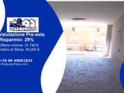 Immobile in asta di 13 m in vendita a Milano