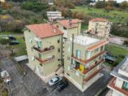 Immobile in asta di 150 m, box auto in vendita a...