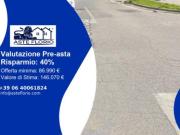 Immobile in asta di 154 m, box auto in vendita a Ferrara