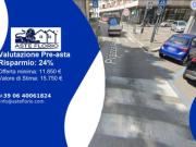 Immobile in asta di 15 m, box auto in vendita a Torino