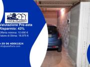 Immobile in asta di 15 m, box auto in vendita a Torino