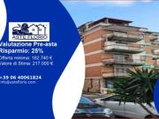 Immobile in asta di 160 m in vendita a Napoli