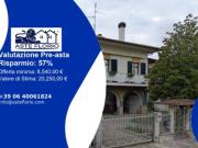 Immobile in asta di 27 m, box auto doppio in vendita a...