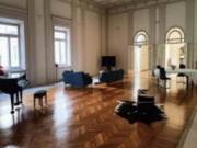 Immobile in asta di 300 m con più di 5 locali in vendita...