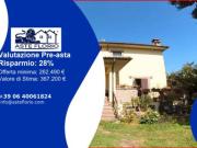 Immobile in asta di 306 m in vendita a Viterbo