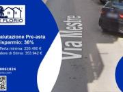 Immobile in asta di 307 m con più di 5 locali in vendita...