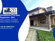 Immobile in asta di 336 m, box auto in vendita a Riva...