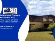 Immobile in asta di 440 m con più di 5 locali e box auto...