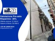 Immobile in asta di 73 m con più di 5 locali in vendita...
