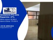 Immobile in asta di 78 m in vendita a Napoli