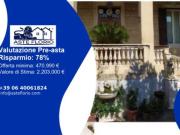 Immobile in asta di 847 m con più di 5 locali e box auto...