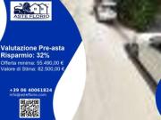 Immobile in asta di 90 m con più di 5 locali in vendita...