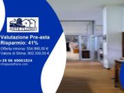 Immobile in asta di 976 m con più di 5 locali in vendita...