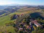 Rustico / Casale in vendita a Poggibonsi SI