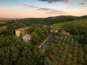 Villa in vendita a Radda in Chianti SI