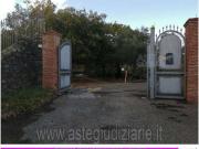 IMMOBILI IMMOBILE COMMERCIALE C/da chiusa del signore