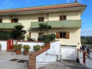 IMMOBILI IMMOBILE RESIDENZIALE Via s. gennaro agnano,...